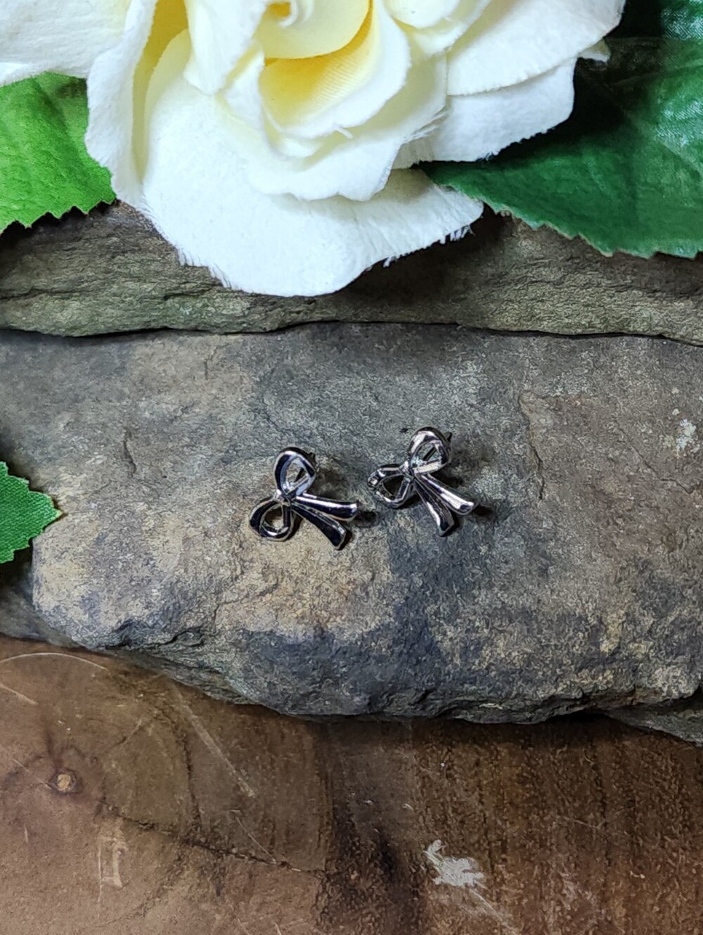 Dainty Silver Toned Bow Stud Earrings - Cute Ribbon Design